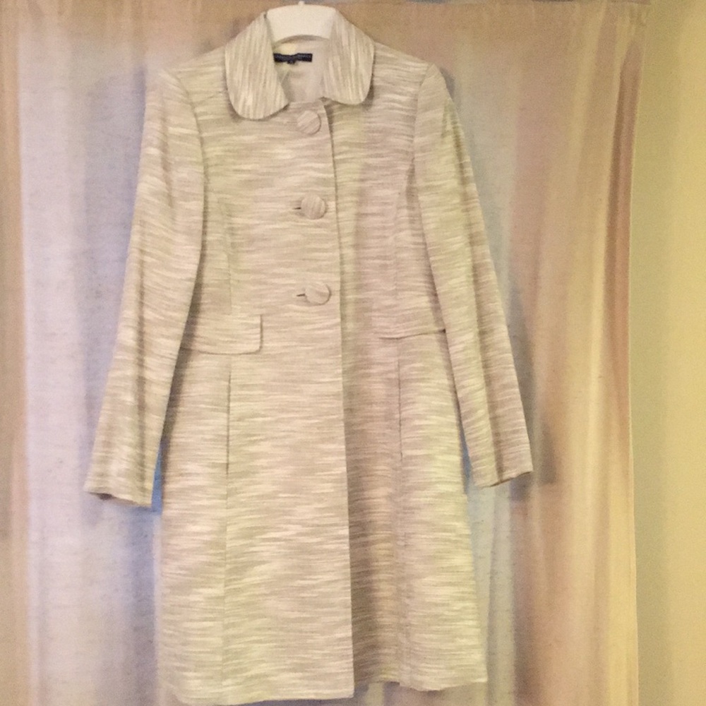 Isabella DeMarco Tahari Levine king jacket